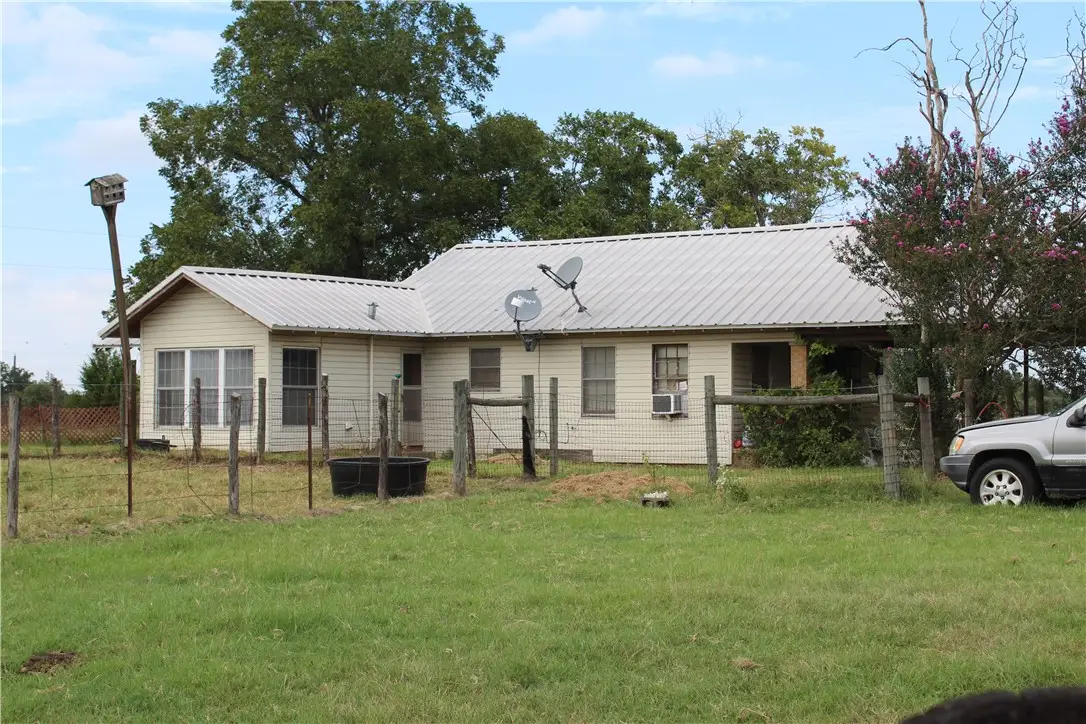 16601 County Road 467, Marquez, TX 77865 - Image #1