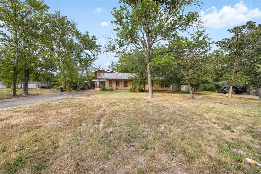 309 Pershing Avenue, College Station, TX 77840 - Image #2