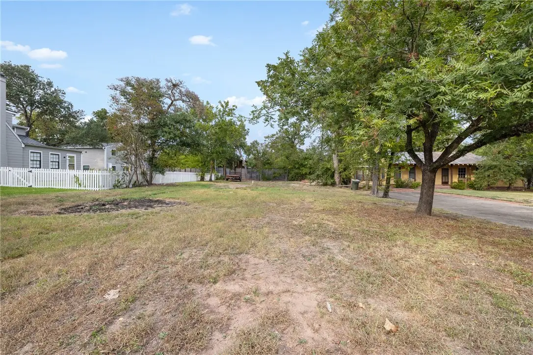 305 Pershing Avenue, College Station, TX 77840 - Image #1