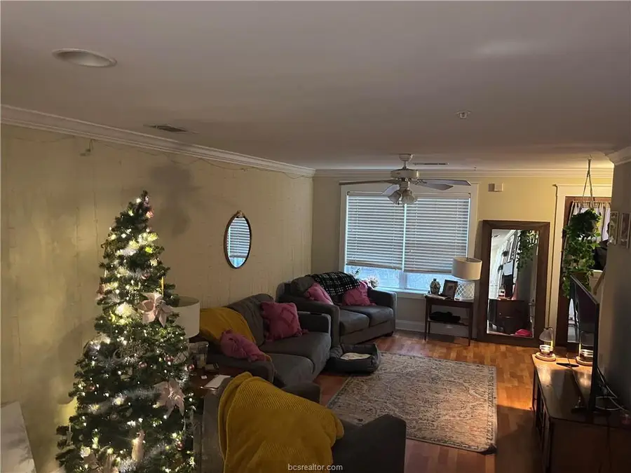 1725 Harvey Mitchell Parkway S #1732, College Station, TX 77840-6403 - Image #3