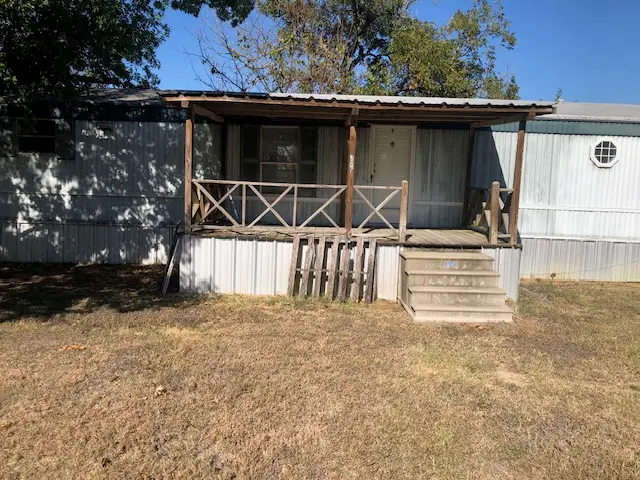 302 N Burnet Street N, Bremond, TX 76629 - Image #3