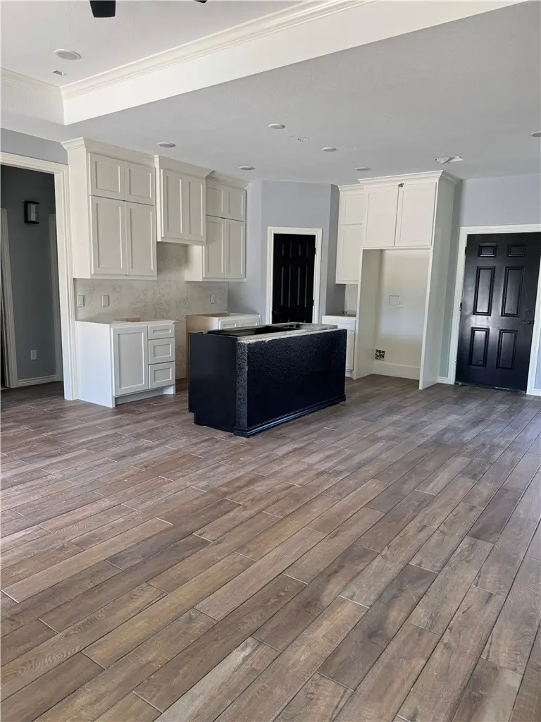 602 N Seventh Street, Navasota, TX 77868 - #2