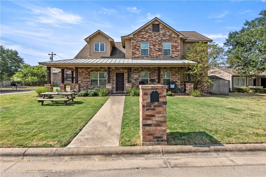 708 Welsh Avenue, College Station, TX 77840 - Image #1