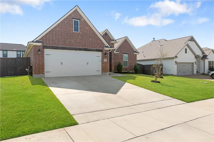 5012 Greyrock Drive, Bryan, TX 77802 - Image #3