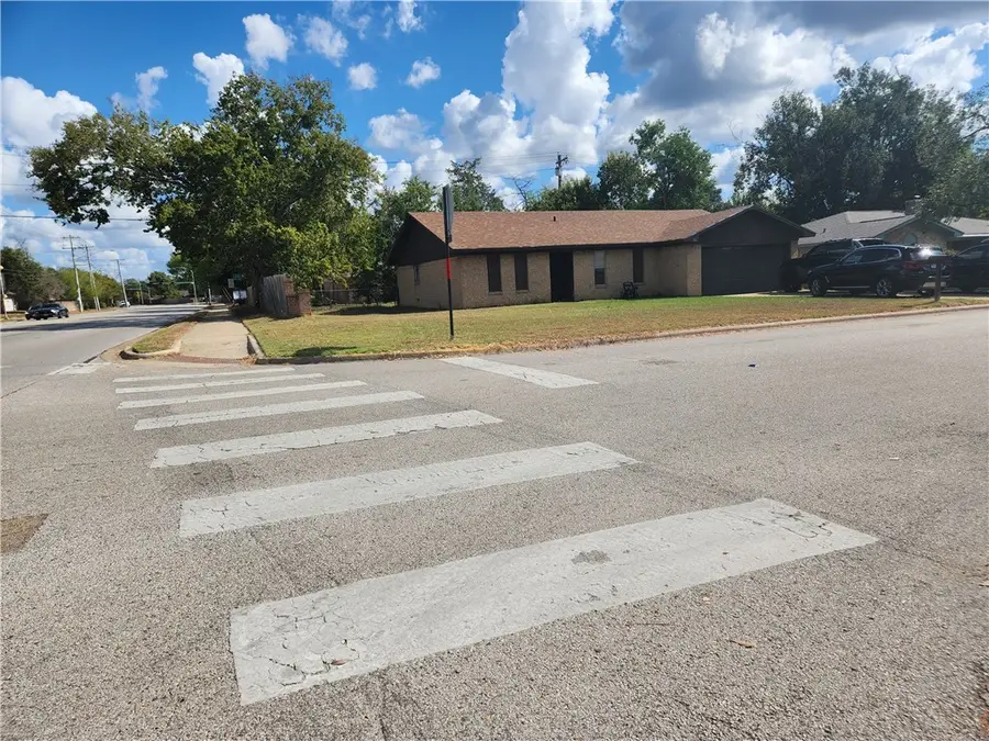 1801 Langford Street, College Station, TX 77840 - Image #2