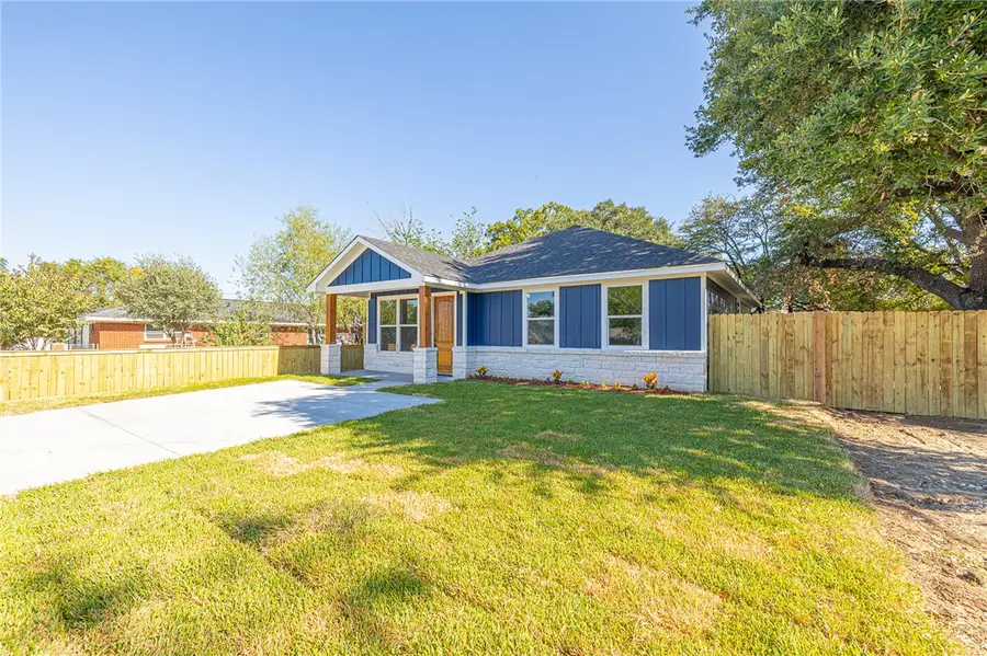 910 Hammond Street, Bryan, TX 77803 - Image #2