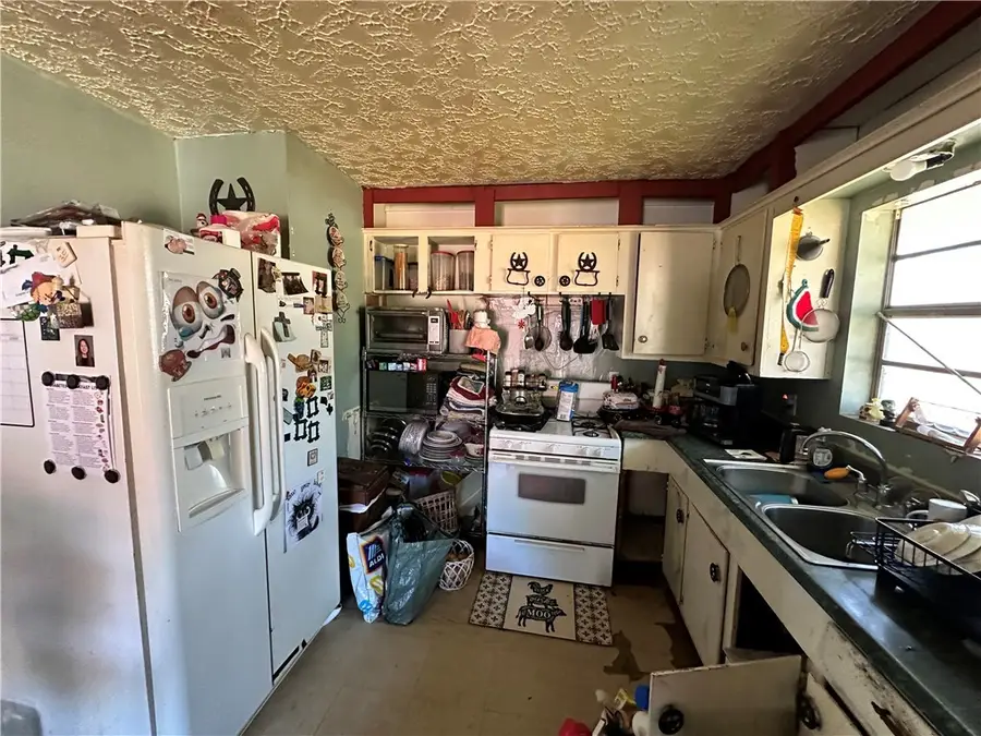 11410 Red Hill Road, Hearne, TX 77859 - Image #2