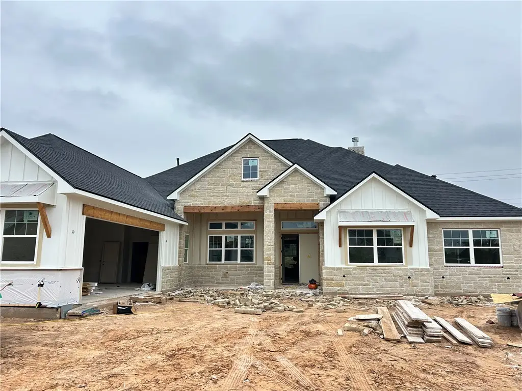 2032 Pebble Bend Drive, College Station, TX 77845 - Image #1