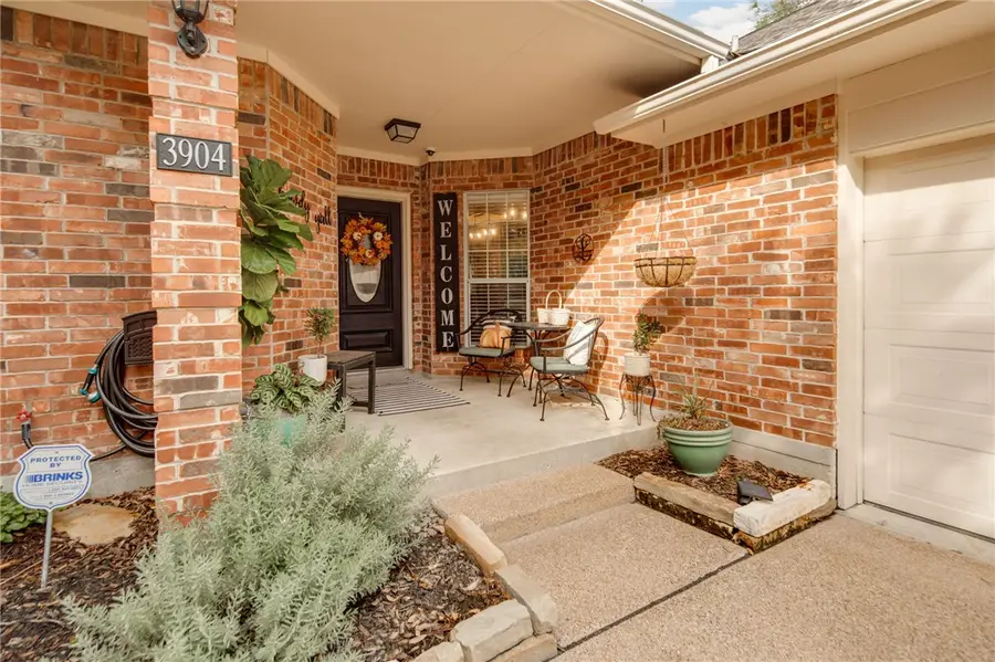 3904 Cheshire Court, Bryan, TX 77802 - Image #2