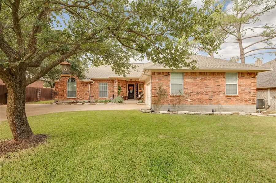 3904 Cheshire Court, Bryan, TX 77802 - Image #3