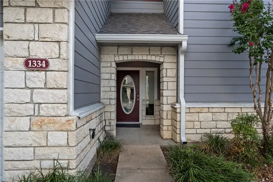 1334 Canyon Creek Circle, College Station, TX 77840 - Image #2