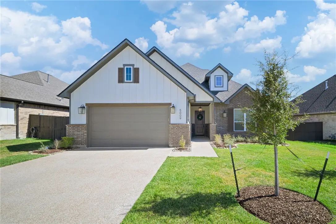 5009 Royal Arch Drive, Bryan, TX 77802 - Image #1