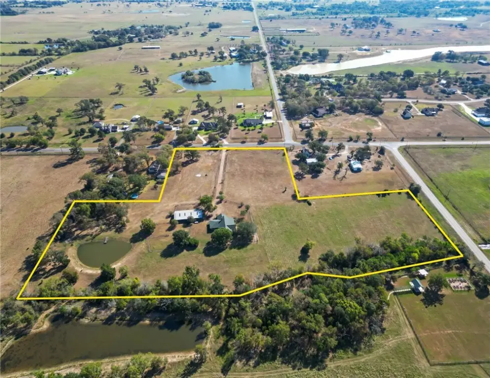 28109 Waller Gladish Rd, Waller, TX 77484 - Image #1