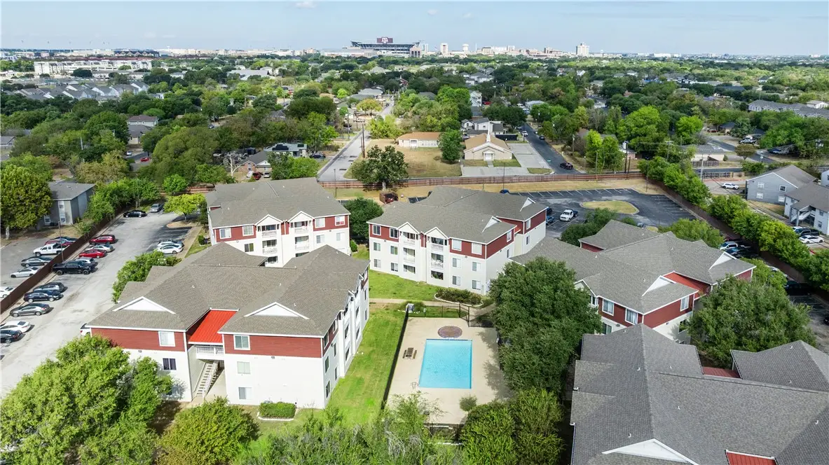 523 Southwest Parkway #303, College Station, TX 77840 - Image #1