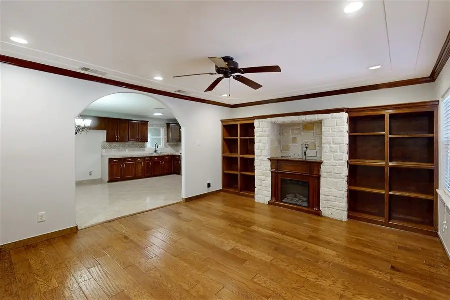 903 Travis Street, Bryan, TX 77803 - Image #3