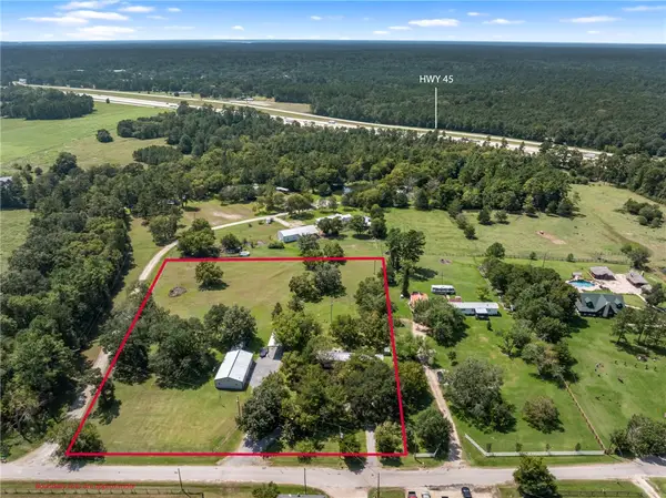 1061 Tafelski Road, New Waverly, TX 77358