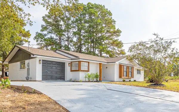 707 Norwood Lane, Hearne, TX 77859