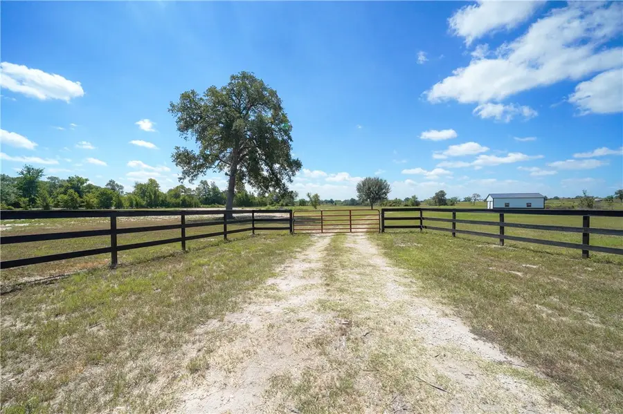 33083 Fm 1736 Road, Hempstead, TX 77445 - #2