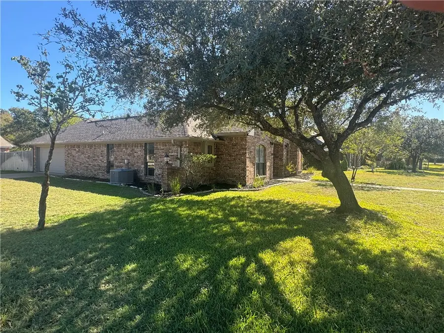 9101 Waterford Drive, College Station, TX 77845 - Image #2