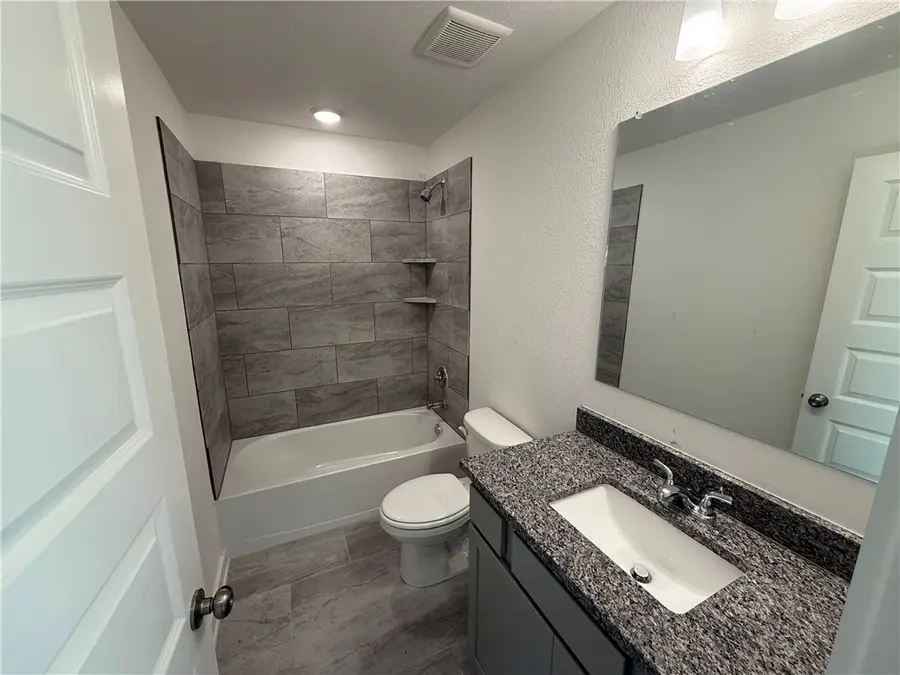 2209 Hall Of Fame Court, Bryan, TX 77807 - Image #2