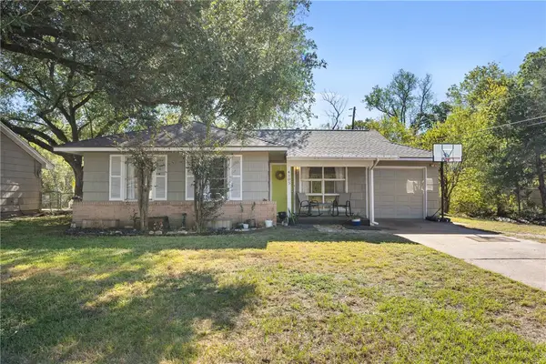 4105 W Carter Creek Parkway, Bryan, TX 77802