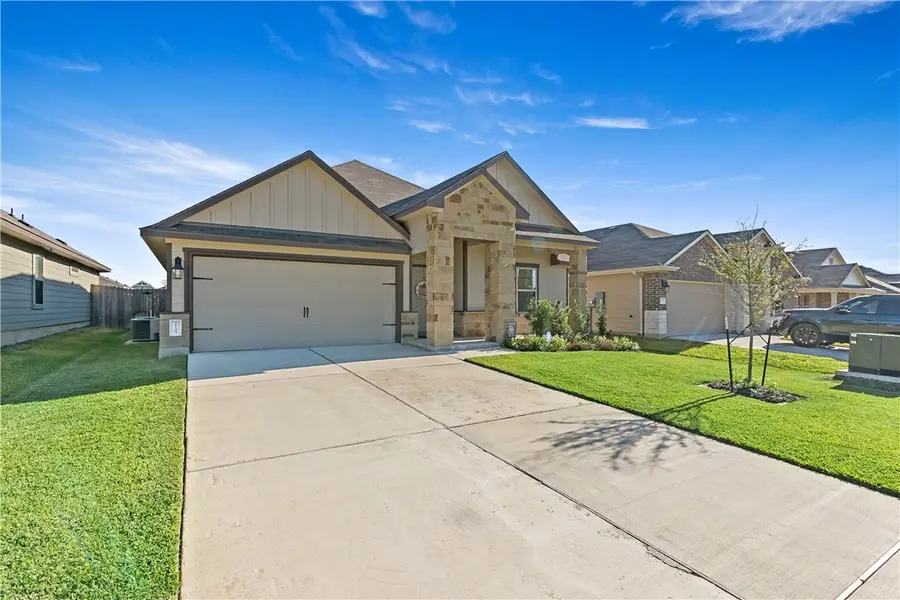 2135 Chief Street, Bryan, TX 77807 - Image #2