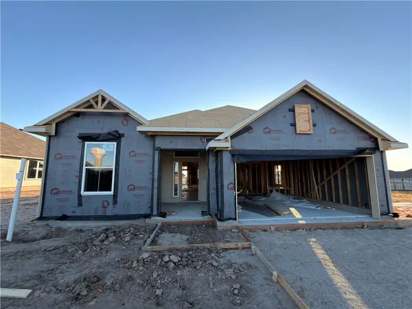 2205 Autumn Lake Drive, Bryan, TX 77807