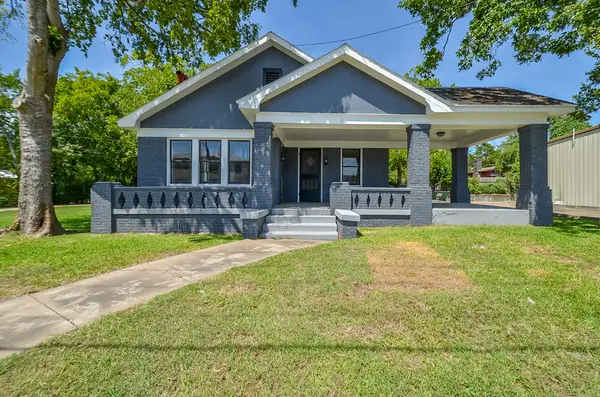 404 W Main Street, Bellville, TX 77418