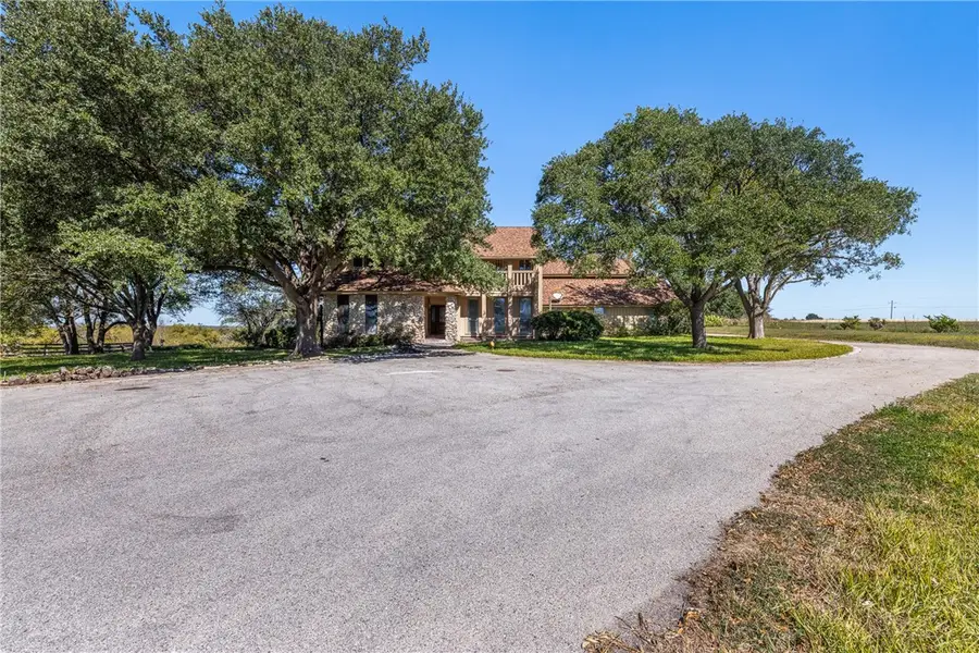 6773 Sunshine Valley Lane, Navasota, TX 77868 - Image #2