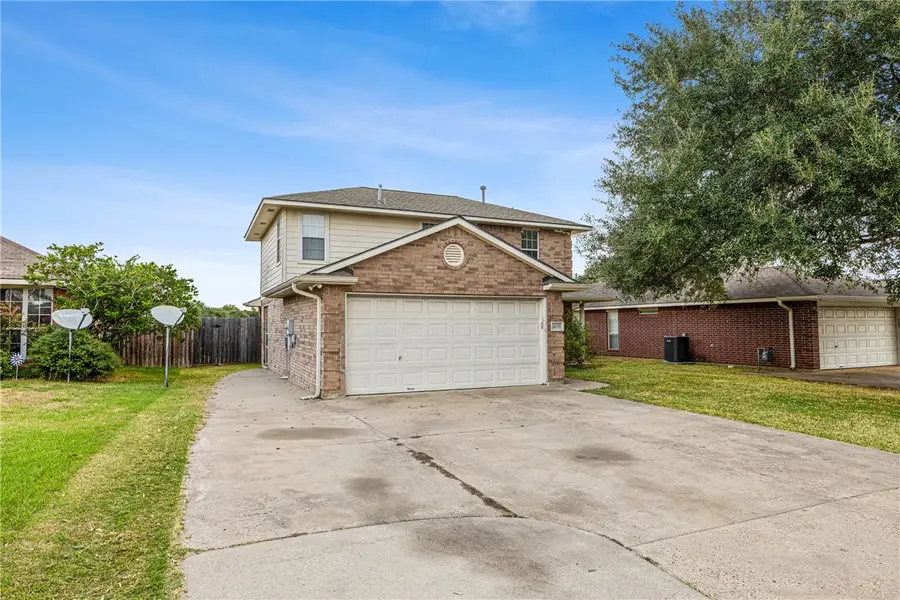 408 Pronghorn Loop, College Station, TX 77845-4310 - Image #2