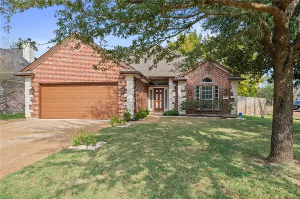 8427 Alison Avenue, College Station, TX 77845