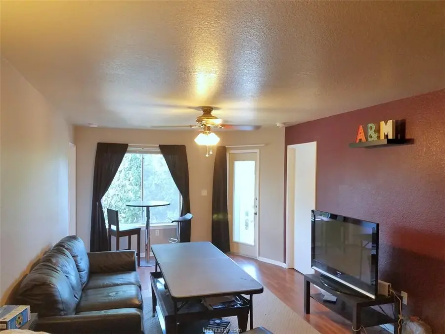 519 Southwest Parkway #201, College Station, TX 77840 - Image #3