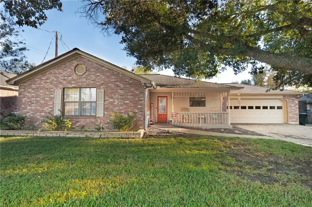 106 N Hills Circle, Franklin, TX 77856 - #1