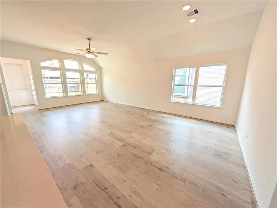 6327 Fulton Drive, College Station, TX 77845 - Image #2