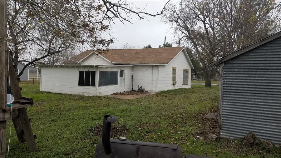 510 W Hunt Street, Bremond, TX 76629 - Image #3