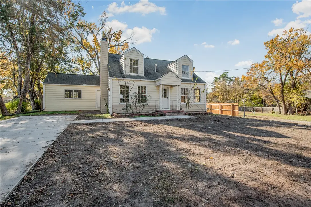 1207 E 27th Street, Bryan, TX 77803 - Image #1