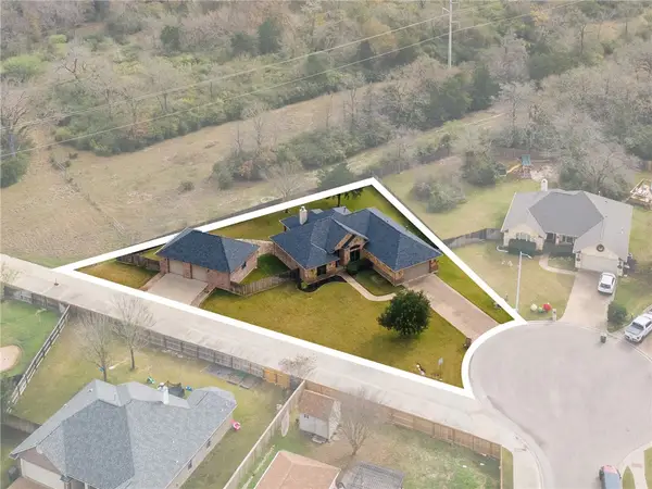 2739 Colony Village Drive, Bryan, TX 77808