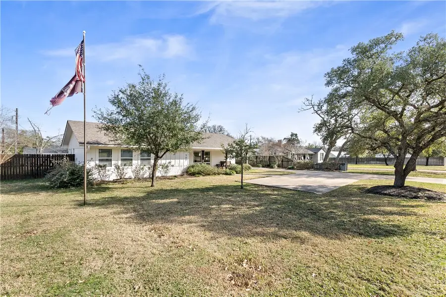 507 Crescent Drive, Bryan, TX 77801 - #3