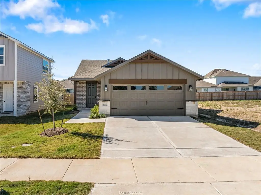 915 Fork, College Station, TX 77845 - #1