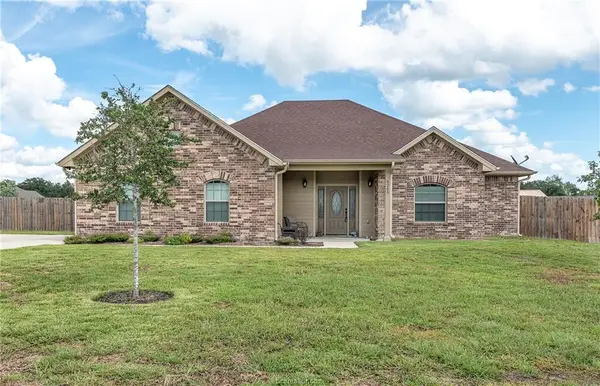 4265 Green Pastures, North Zulch, TX 77872