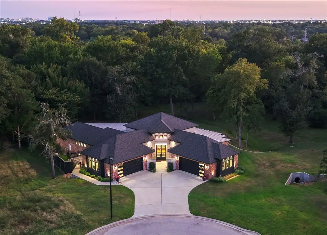 2900 E Embers Court, Bryan, TX 77808 - #1