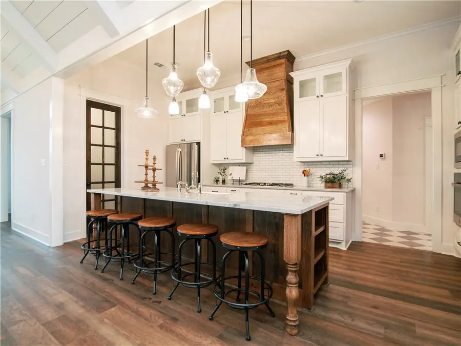 4246 Harding Way, Bryan, TX 77802 - Image #2