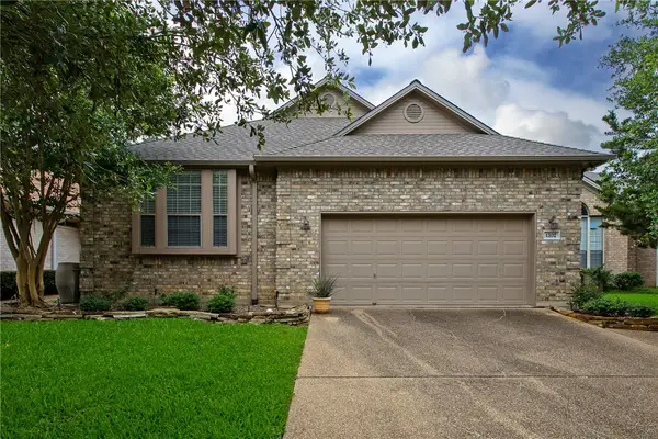 1302 Essex Green, College Station, TX 77845