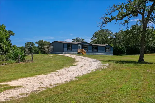 118 Yaupon Drive, Caldwell, TX 77836