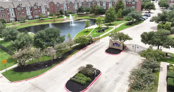 1198 Jones Butler Road #907, College Station, TX 77840