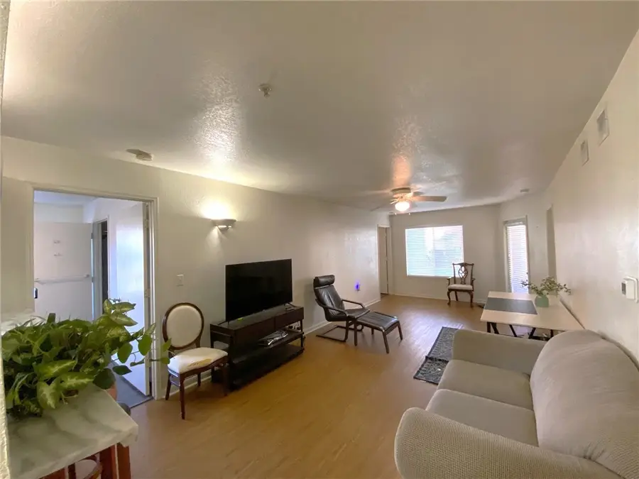 515 Southwest Parkway #103, College Station, TX 77840 - Image #3