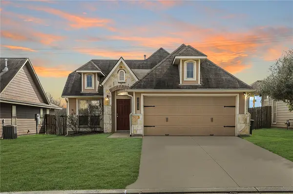 2812 Silver Oak Drive, College Station, TX 77845