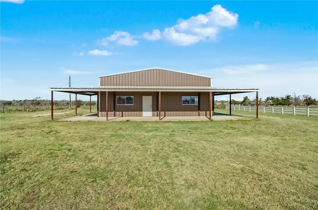 5984 Dick Elliott Road, Bryan, TX 77808 - Image #1