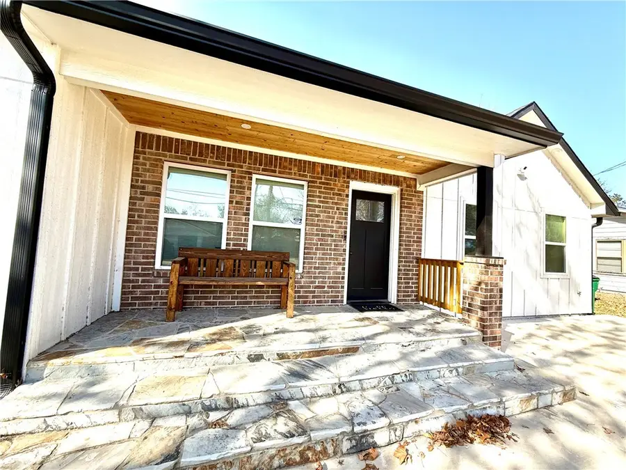 1704 N Hoover Ave, Cameron, TX 76520 - Image #3