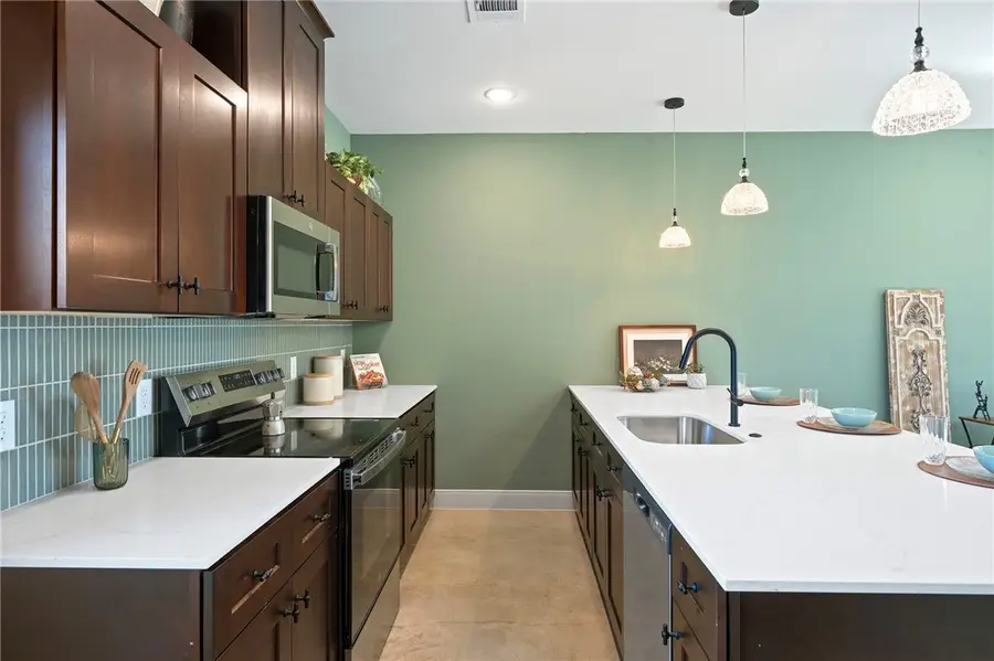 102 33rd W, Bryan, TX 77803 - Image #2